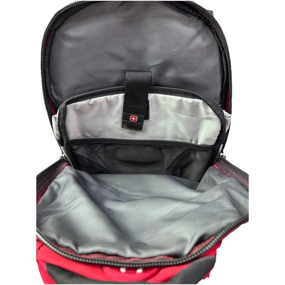 Swiss Gear by Wenger Red & Blk Laptop Travel Back Pack in Great Condition 3j